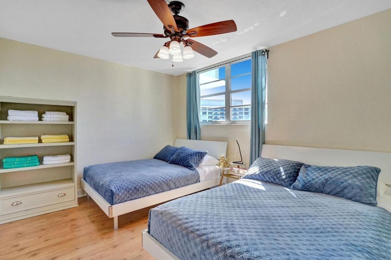 2Bd Condo Christmas Retreat Pool Beachside 好莱坞 外观 照片